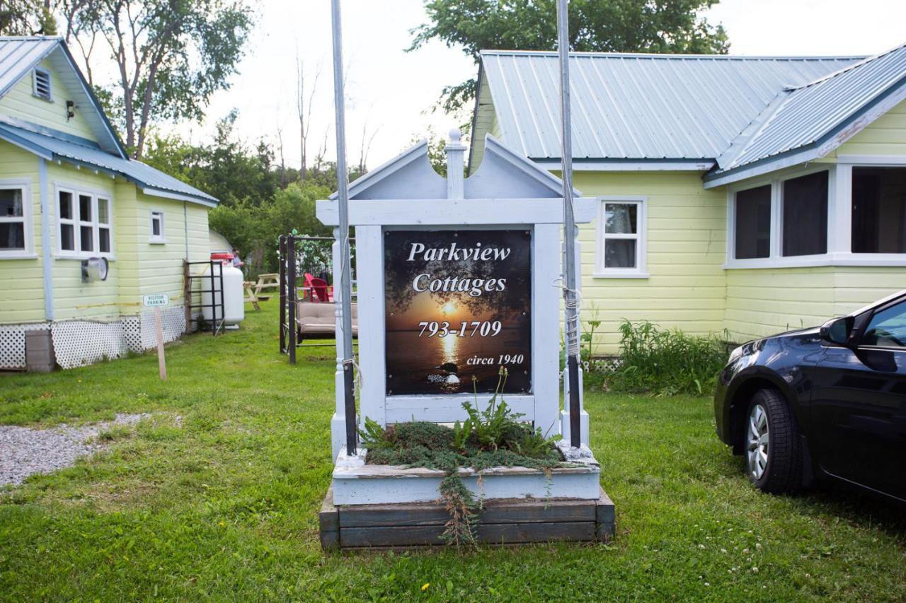 Fun Place With A Sandy Beach For Swimming, Boating, And Fishing, Featuring 3 Available Cabins Fenelon Falls Kültér fotó